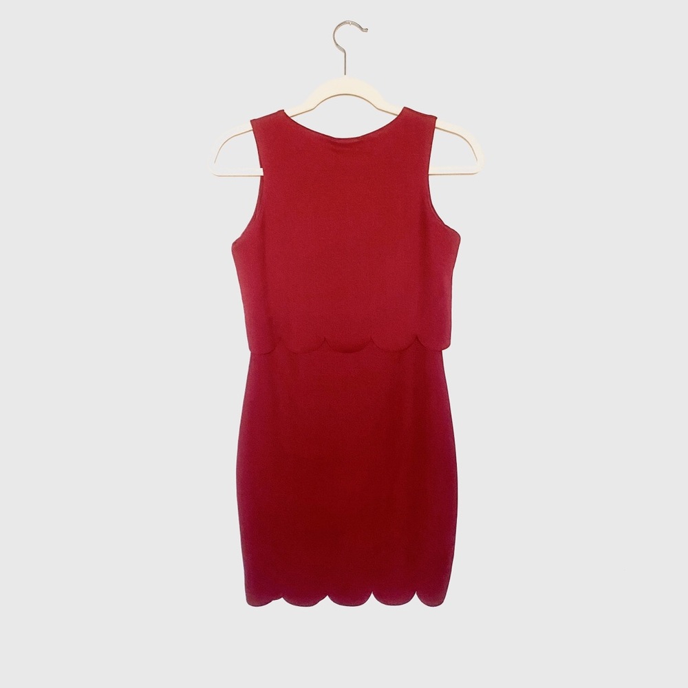 Burgundy Scalloped Body-Con Dress